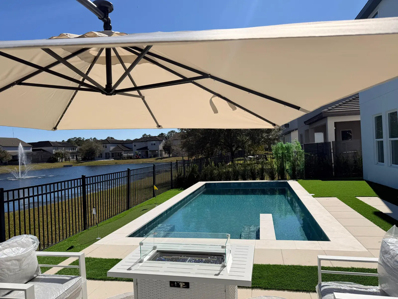Fire Table & Shaded Lounge